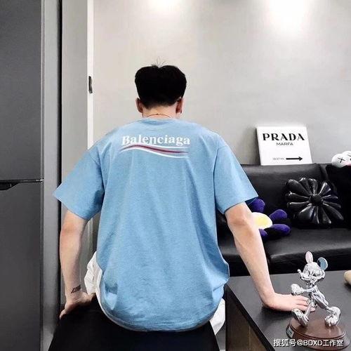 巴黎世家可乐t恤明星,潮流跨界新风尚