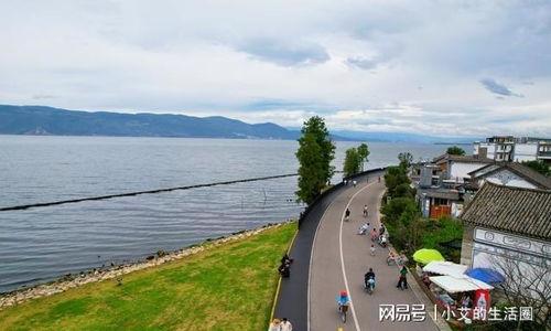 大理网红公路摆摊地点,特色摊位汇聚美食与创意