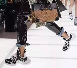 明星双层老爹鞋推荐,潮流与舒适的完美结合